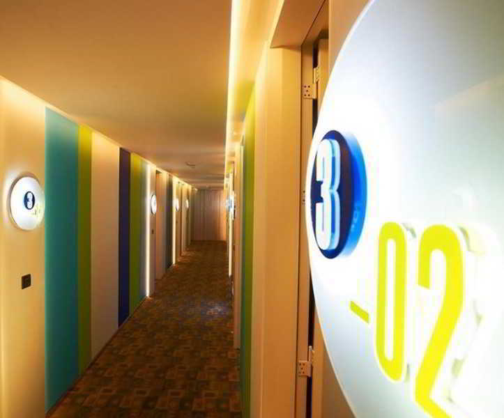 Royal Group Hotel Bo Ai Branch Kaohsiung Extérieur photo